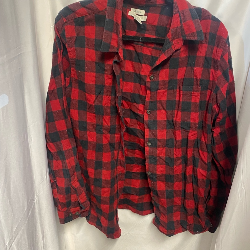 L.L.Bean Relaxed fit checkered button down shirt